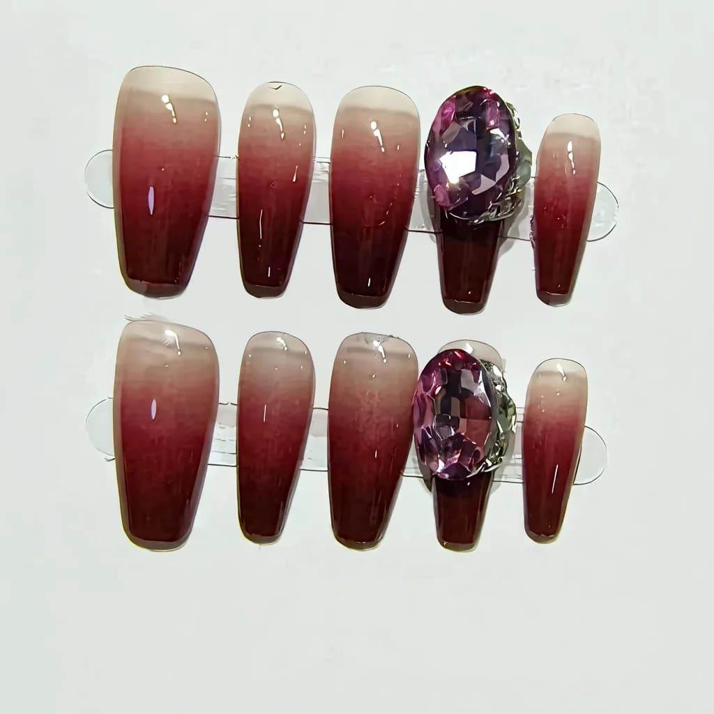 Изкуствени нокти Cinabar Red Ombre, средна форма ковчег